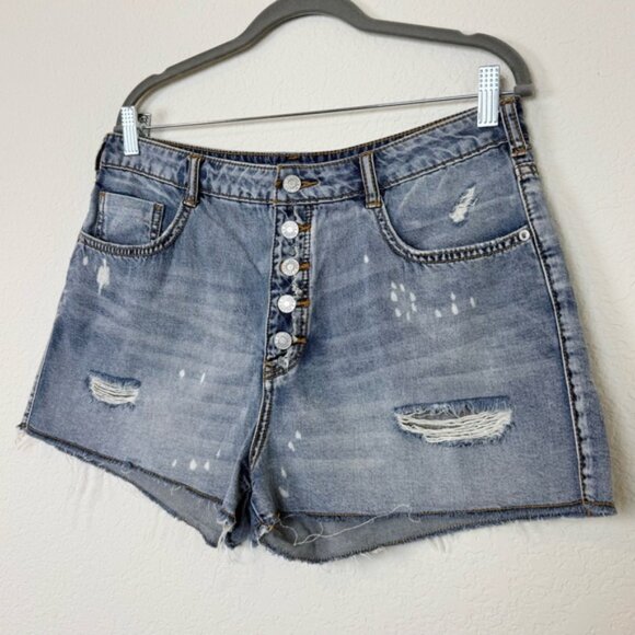Anthropologie Pilcro Denim Cut Off‎ Distressed Shorts - Picture 2 of 9